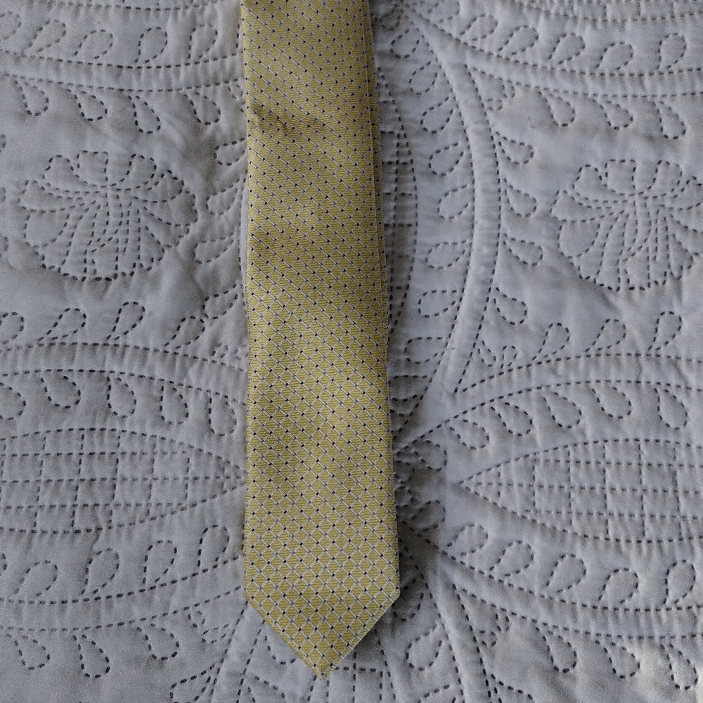 Bergamo New York Yellow Patterned Tie